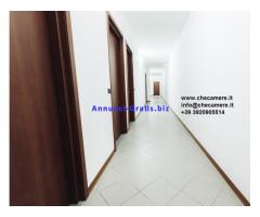 CAMERA Singola Presso fermata METRO 450 euro SPESE INCLUSE
