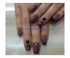 Ricostruzione unghie gel e regalo Nail art design