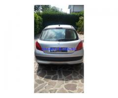 auto  peugeot 207
