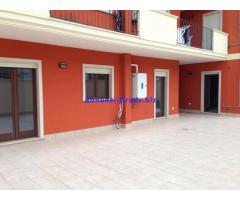 Appartamento 4 vani+acc+giardino+box+cantinola