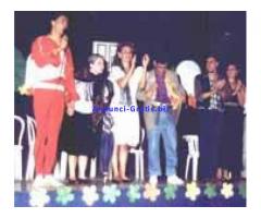 Animatori, istruttori,sportivi,DJ,pianobar, hostess,fonici,ecc.