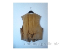 Gilet Uomo scamosciato beige taglia 48 - 35 Euro - Gilet Uomo scamosciato beige taglia 48 - 35 Euro -