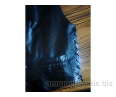 Gilet Uomo in pelle nero taglia M - 45 Euro - Gilet Uomo in pelle nero taglia M - 45 Euro -