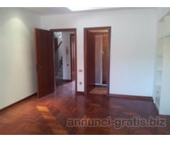 ROMA VILLA BIFAMILIARE