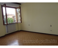 LUMINOSO APPARTAMENTO.