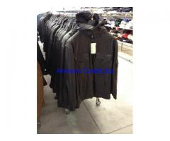 Stock giacconi da uomo