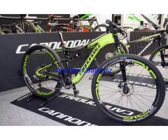 Tutte le biciclette di 2015 sulla vendita.