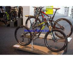 Tutte le biciclette di 2015 sulla vendita.